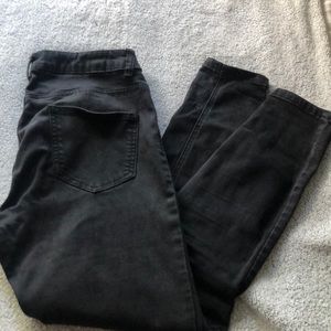 Black skinny jeans